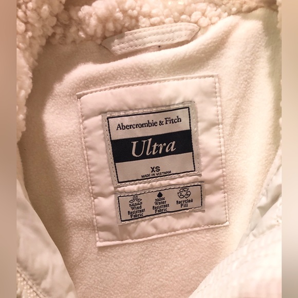 A&F Ultra Puffer - Medium Length in Cream - Picture 8 of 10